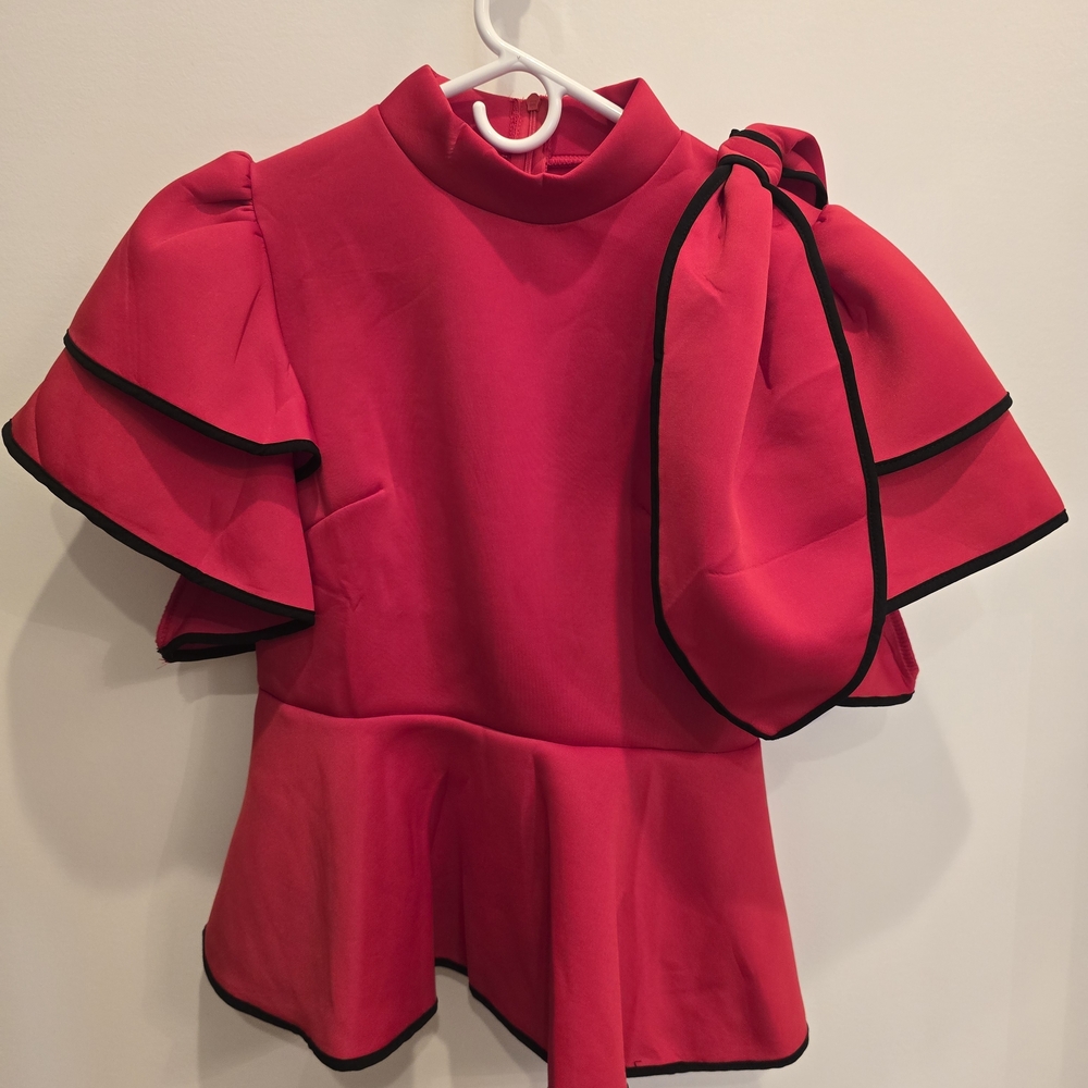 Stylish Red Top with Bow Accent